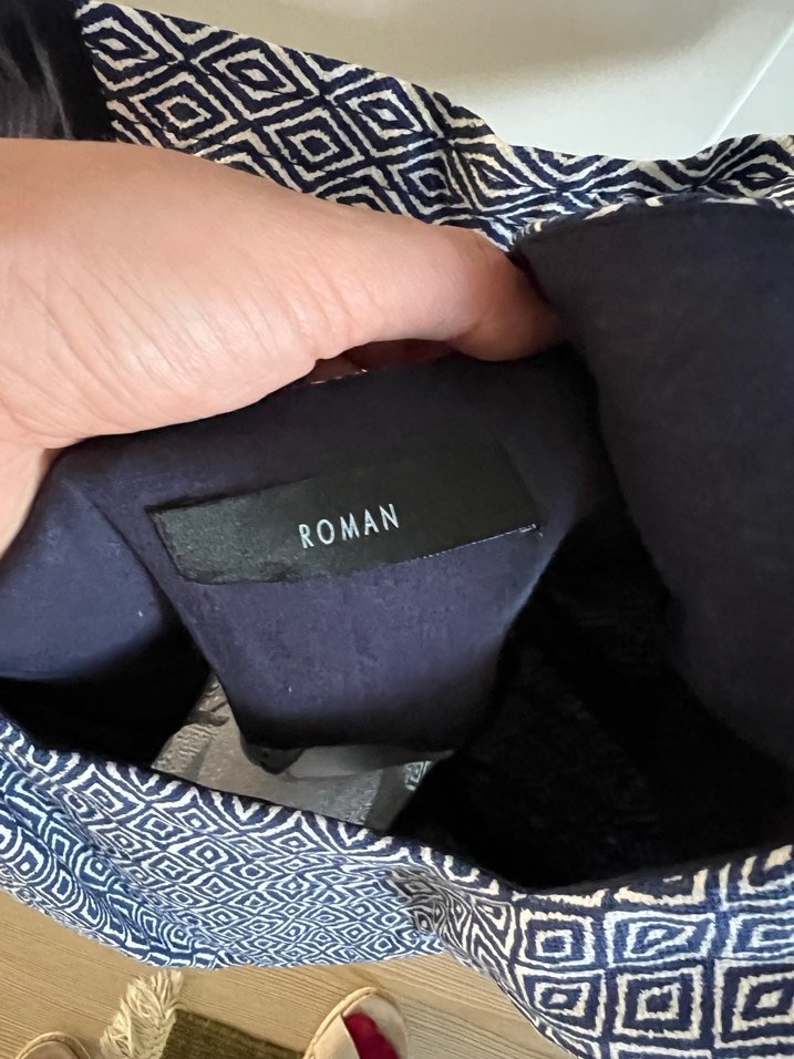 Gri Desenli V Yaka Kemerli Mini Bluz - Görsel 4