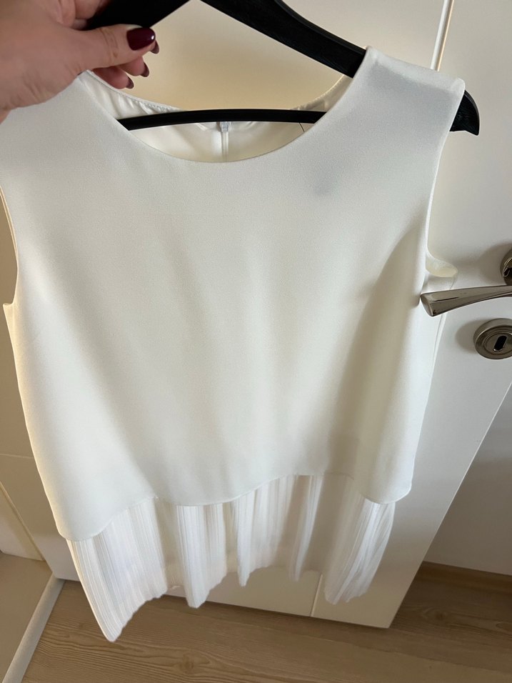 Beyaz Piliseli Kolsuz elbise - Görsel 2