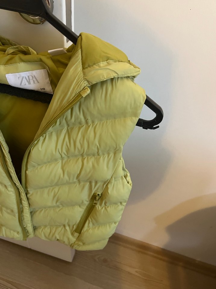 Sarı Kısa Kadın Şişme Yelek - Görsel 3