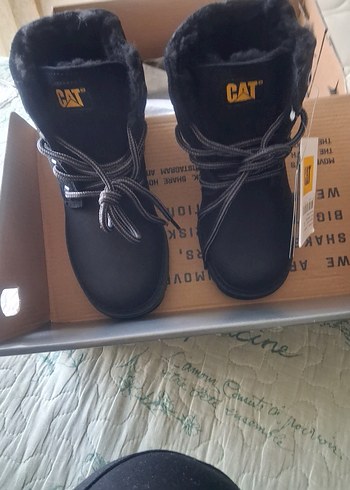 CAT Siyah Peluş Detaylı çocuk  Dolgu Topuk Bot - Görsel 3