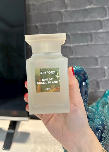 Tom Ford Eau de Soleil Blanc Kadın Parfümü 100 ml