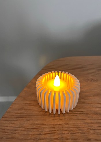 Beyaz Modern Mumluk
