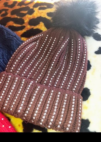 Beyaz Ponponlu Örgü Kadın Bere - Görsel 9