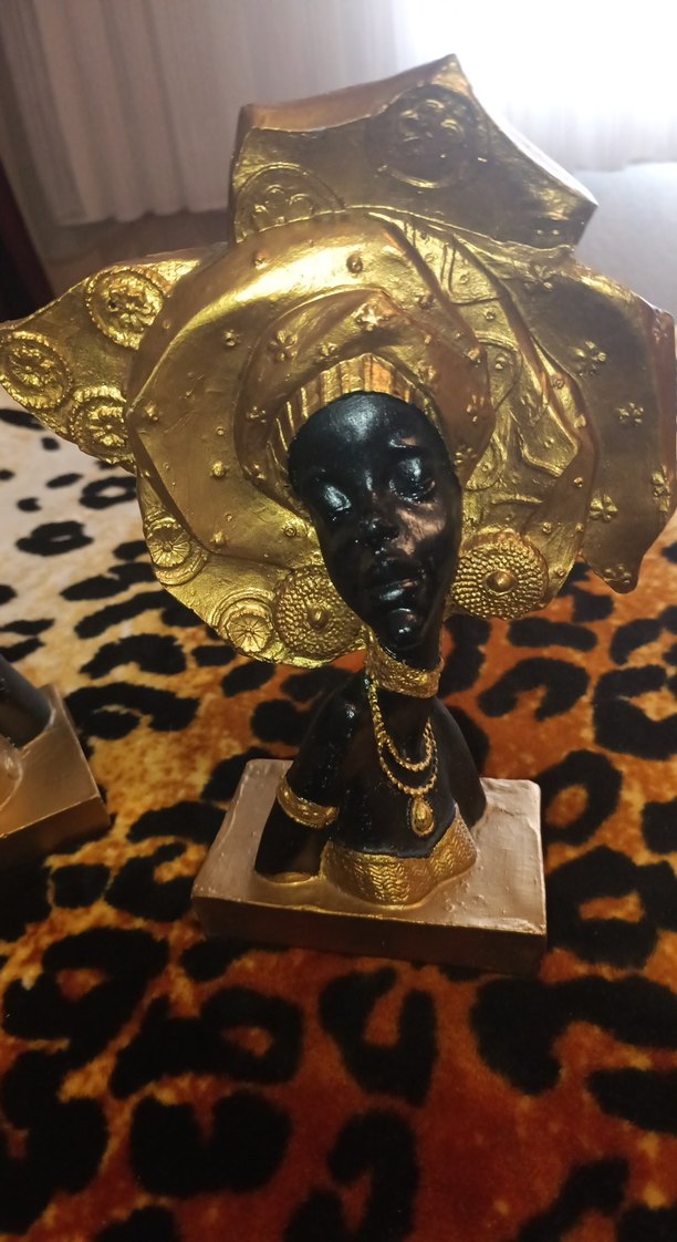 Altın Kaplama Parlak Kadın Figürü - Görsel 2