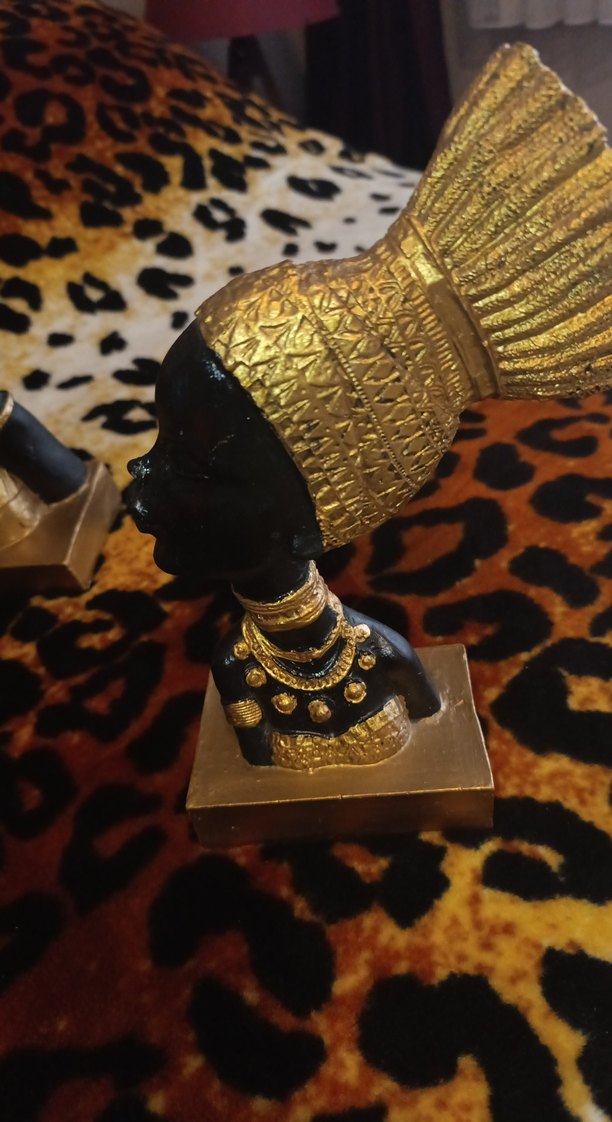 Altın Kaplama Parlak Kadın Figürü - Görsel 3