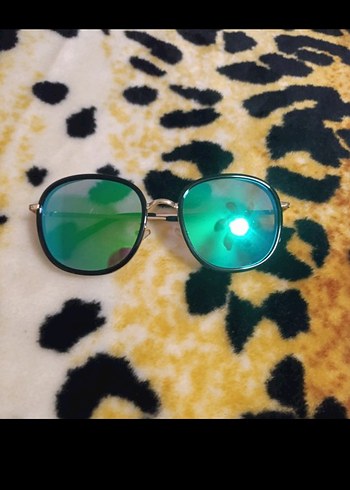 Renkli Rock Punk Kadın Gözlüğü Fermuarlı Kılıfla - Görsel 2