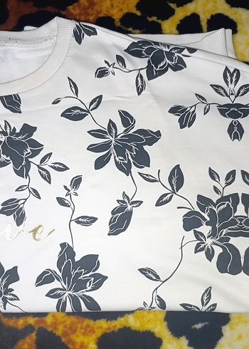 H&M Uzun Kollu Beyaz Desenli Kadın Sweatshirt - Görsel 6