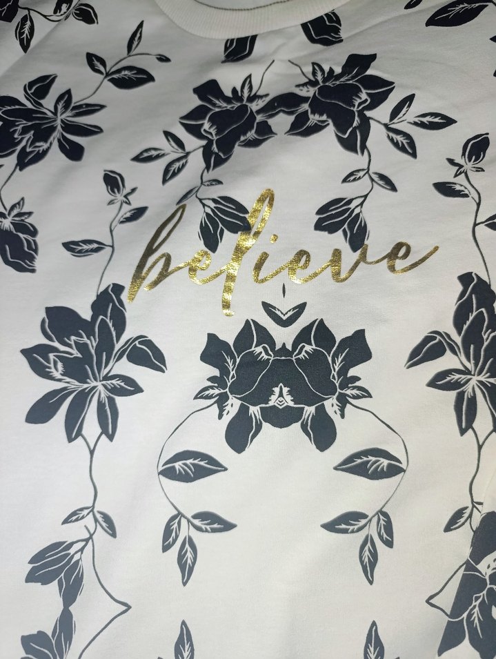 H&M Uzun Kollu Beyaz Desenli Kadın Sweatshirt - Görsel 3