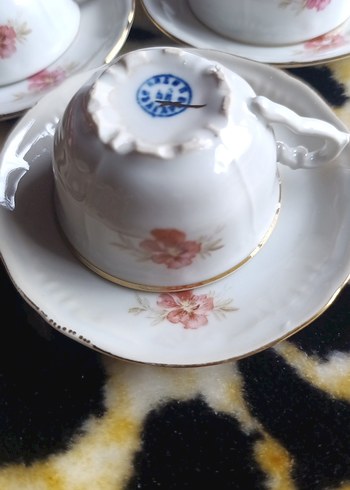 Beyaz Porselen Çay Fincanı ve Tabağı Seti - Görsel 2