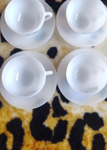 Papatya Desenli Beyaz Fincan Takımı - Görsel 3