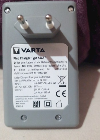 Varta Beyaz Pil Şarj Cihazı - Görsel 2