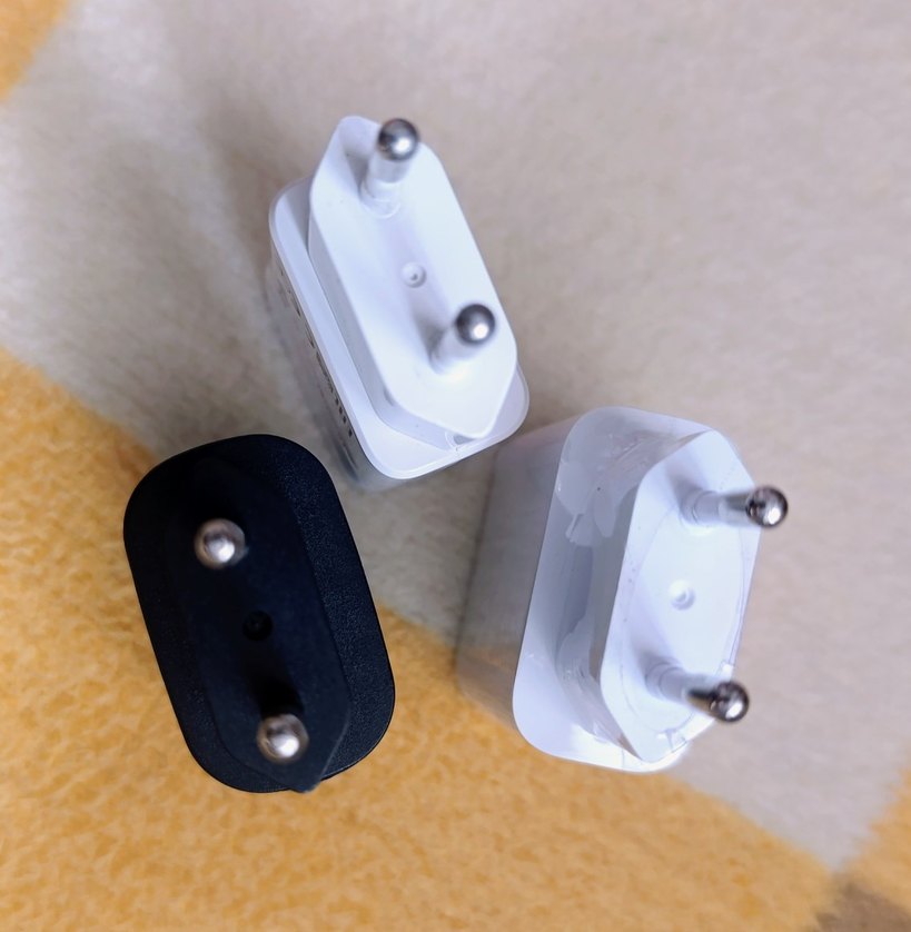 USB Şarj Adaptörü, Beyaz ve Siyah HIZLI SARJ ALETLERİ  3 lü - Görsel 3