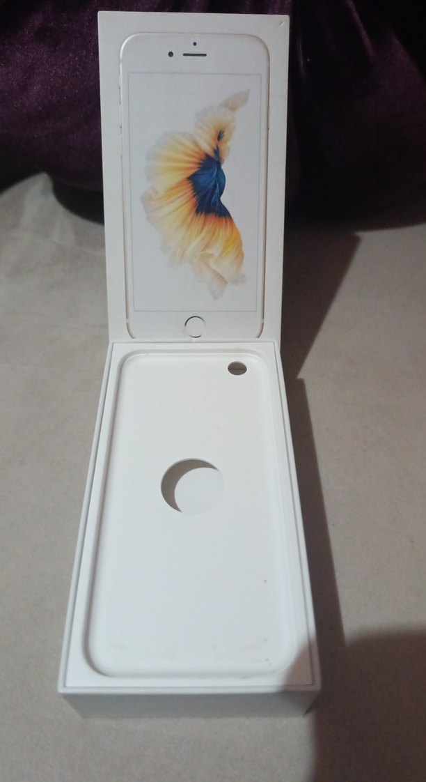 Beyaz iPhone kutusu - Görsel 4