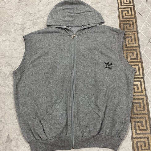 Adidas kolsuz hırka