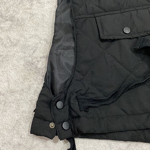 m Beden Crop kısa şişme yelek