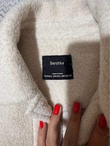 l Beden Bershka bej rengi kaşe oversize ceket