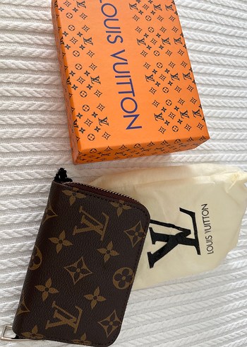 Louis Vuitton Monogram Mini Cuzdan
