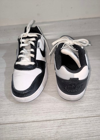 Çizgili Beyaz Gri Bağcıklı Spor Ayakkabı - Görsel 4