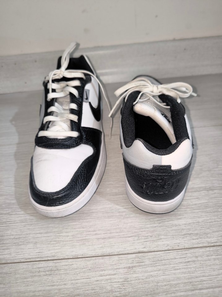 Çizgili Beyaz Gri Bağcıklı Spor Ayakkabı - Görsel 4