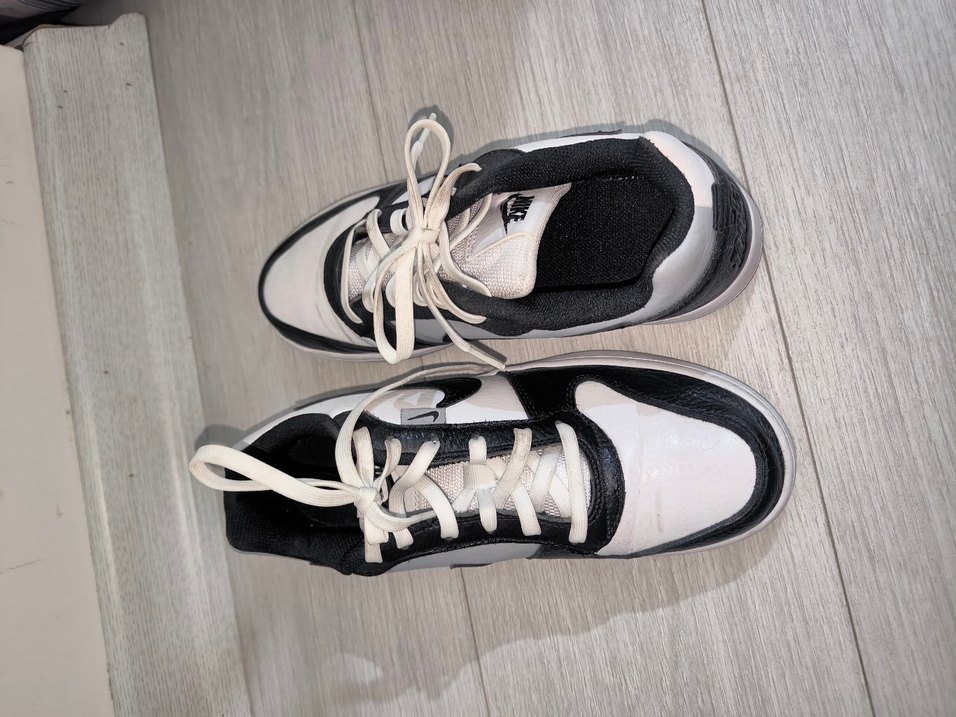 Çizgili Beyaz Gri Bağcıklı Spor Ayakkabı - Görsel 2