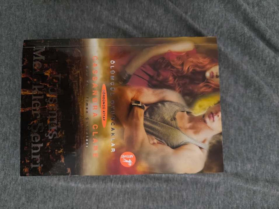 Ölümcül Oyuncaklar - Cassandra Clare - Görsel 2