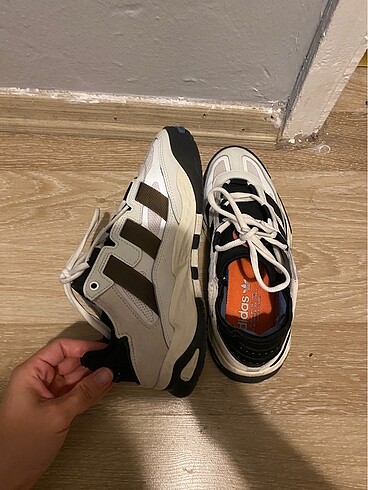 Adidas Adidas orijinal ayakkabı superstepten alınmıştır