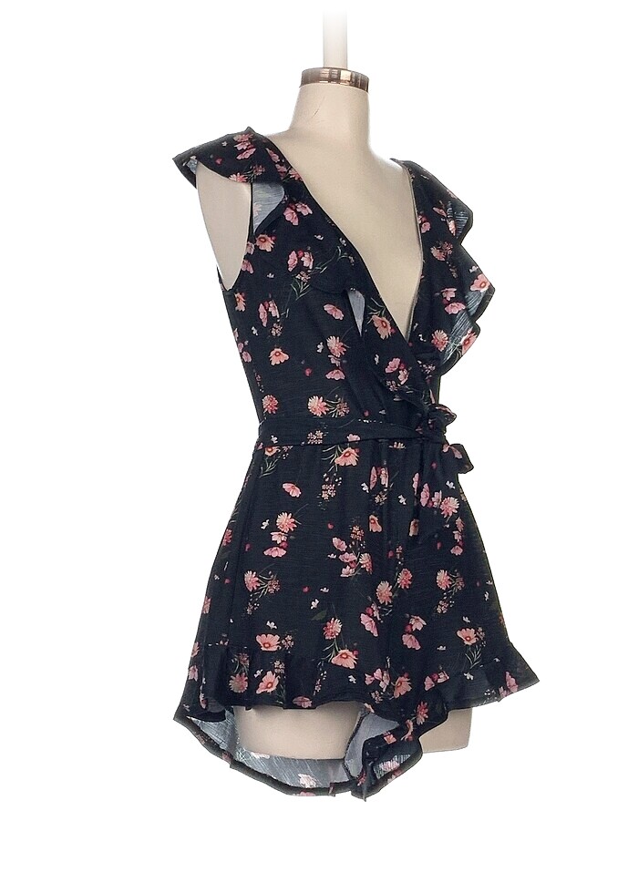 Pull and Bear Kısa Tulum %70 İndirimli. - Görsel 2