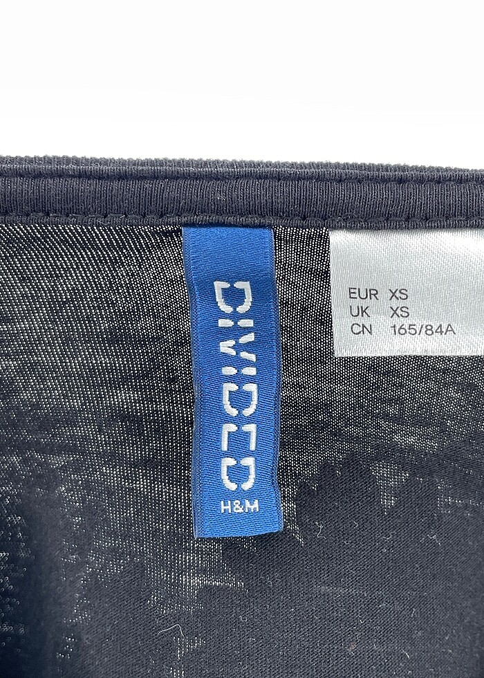 H&M T-shirt %70 İndirimli. - Görsel 4