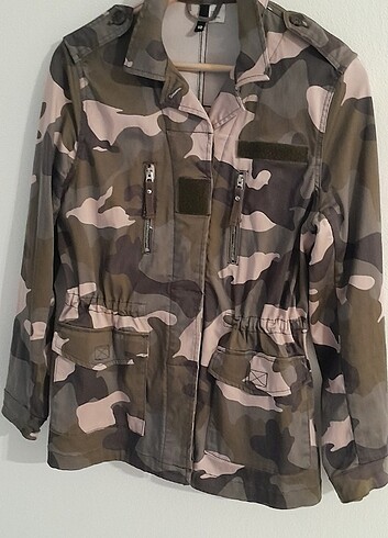 BAYAN PARKA