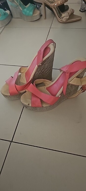 37 Beden Yuksek topuk