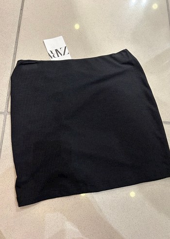 Zara Kadın Zara Siyah Pilili Mini Etek
