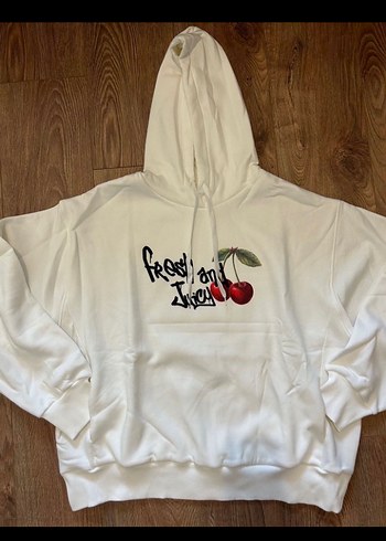 Bershka Kapüşonlu Beyaz Sweatshirt