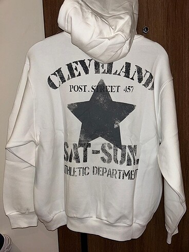 Bershka Sweatshirt