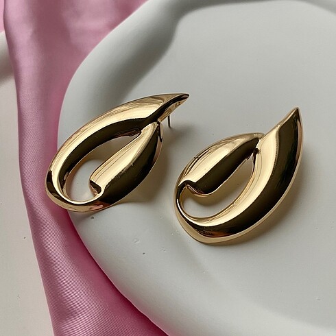  Beden altın Renk Vıp Twist Model Gold Küpe