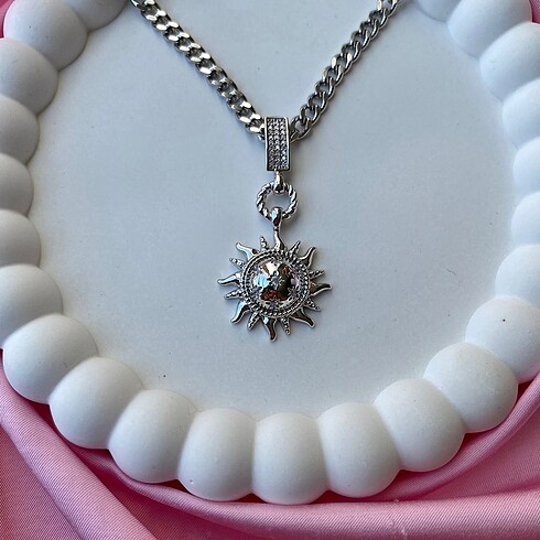 Diğer Çelik Silver Işığın Yüzü Kolye