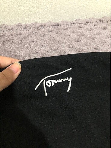 l Beden Tommy mini yırtmaclı elbise