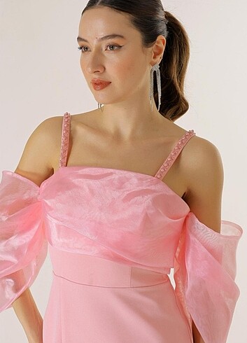 Pembe balon kol incili elbise