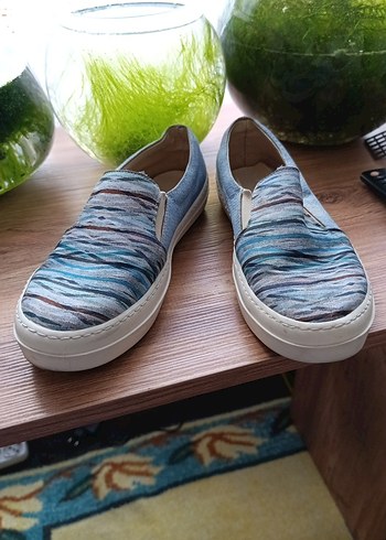 Kadın Mavi Denim Bağcıksız Spor Ayakkabı