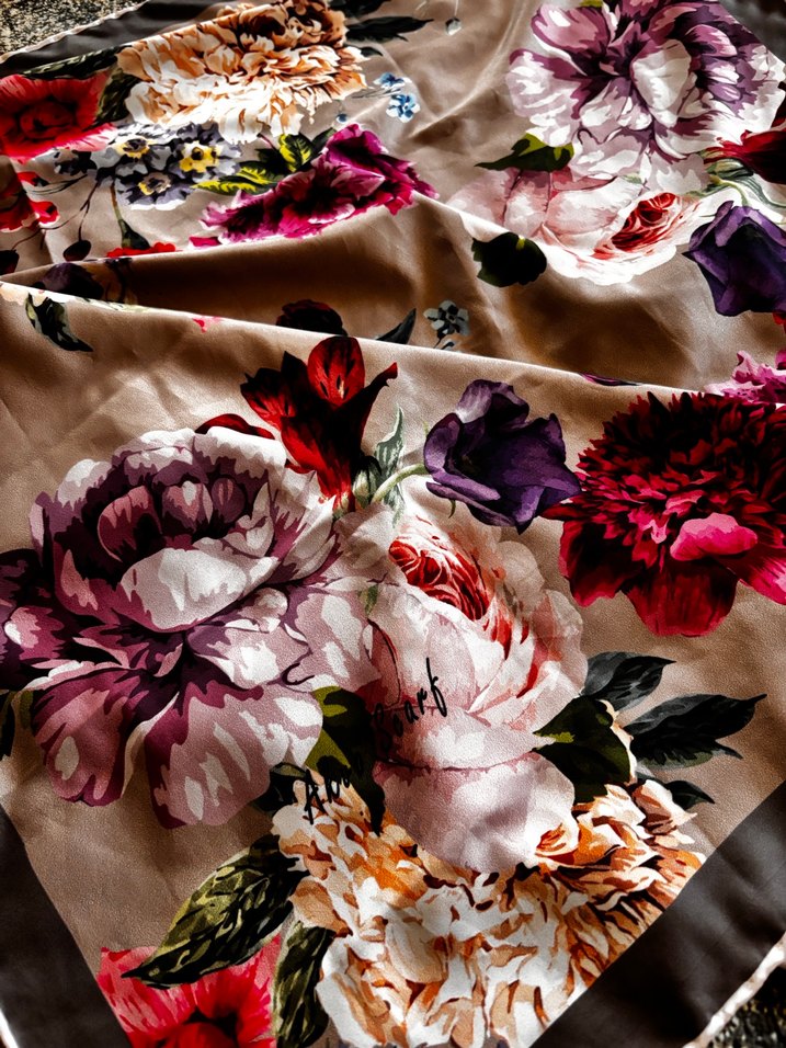 Kaygan eşarplardandır - Görsel 4