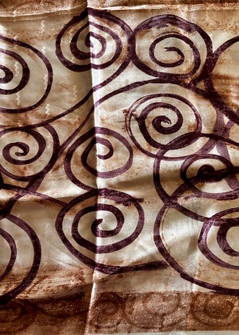 Kaygan eşarplardandır - Görsel 2