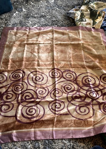 Kaygan eşarplardandır - Görsel 3