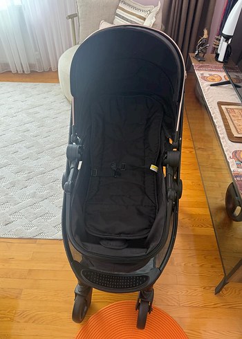 Siyah Bebek Arabası, K - Görsel 3