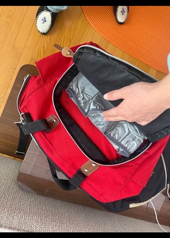 Kırmızı Bebek Bakım Çantası - Görsel 2