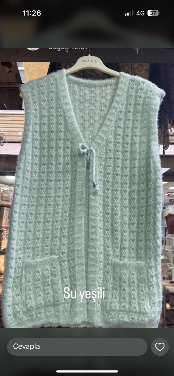 Pudra Renkli Uzun Örgü Kadın Yelek - Görsel 5