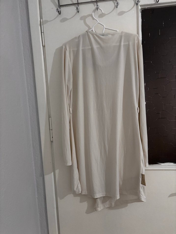 Uzun Kollu Beyaz taşlı ve simli Tunik - Görsel 5