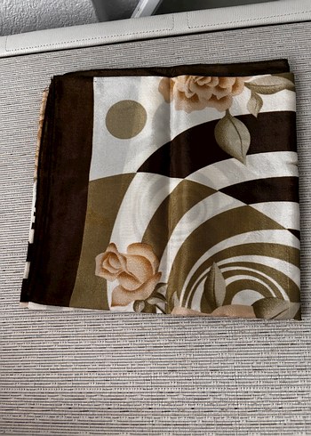 Kaygan eşarp - Görsel 3