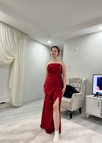 Parlak Kırmızı Straplez Midi Elbise - Görsel 6