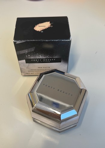 Fenty Beauty Toz Pudra Banana 03