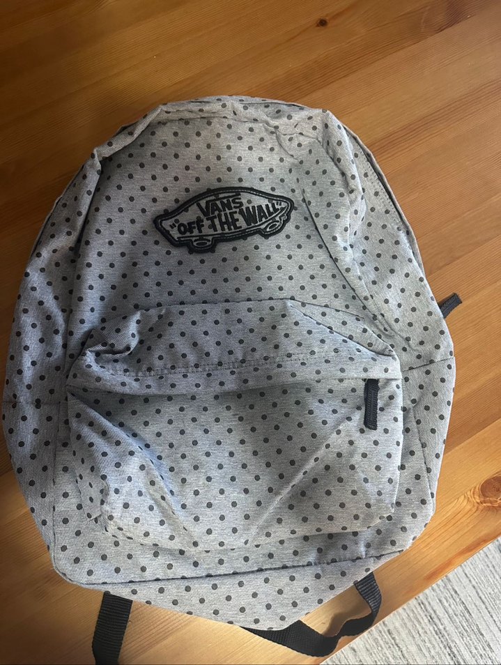 Gri Puantiyeli Vans Kadın Sırt Çantası - Görsel 2