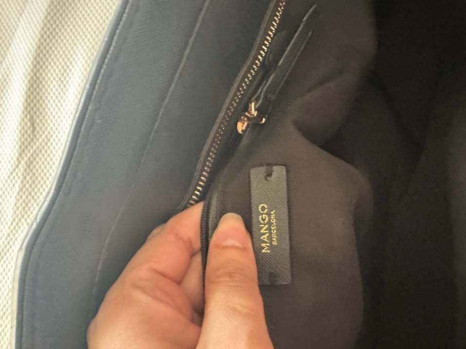 Mango Siyah Deri Kadın Omuz Çantası - Görsel 2